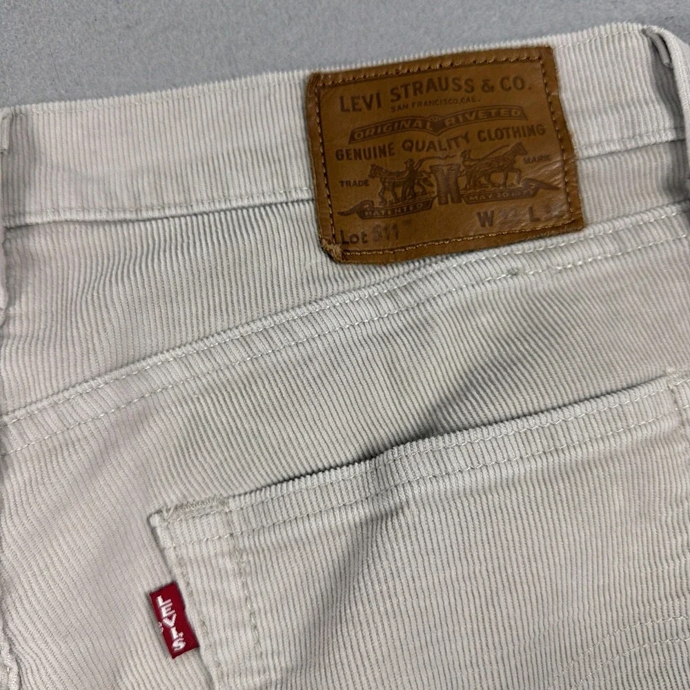 Levis Premium 511 Pants Mens 33x32 Beige Corduroy Slim Tapered 5 Pocket Casual